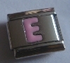 Letter E roze